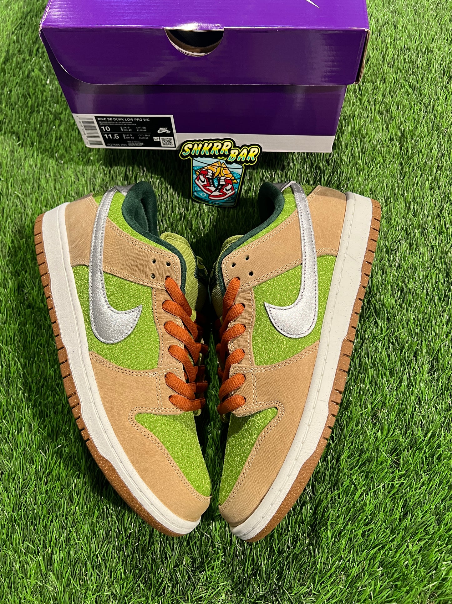 Nike SB Dunk Low Escargot