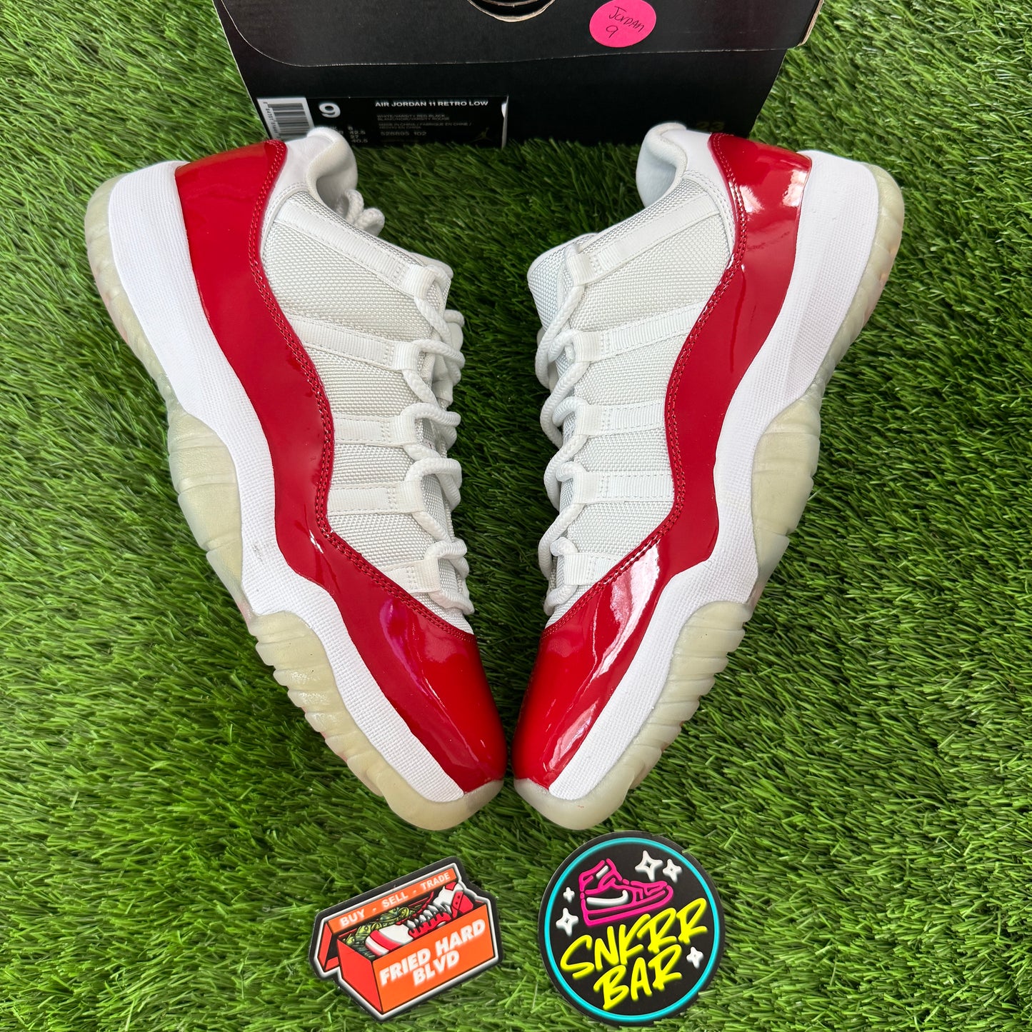 Jordan 11 Retro Low Cherry (2016)