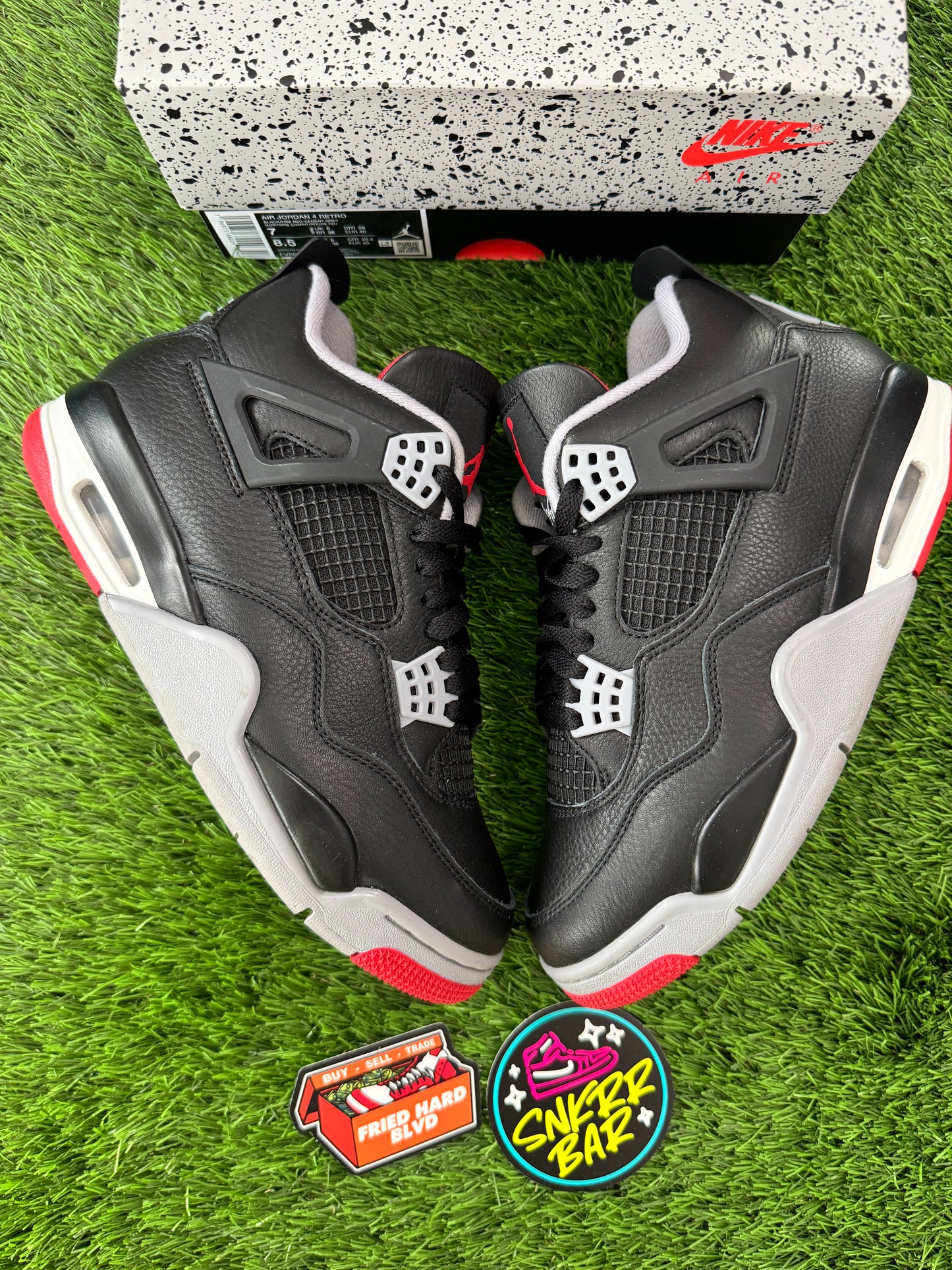 Jordan 4 Retro Bred Reimagined SIZE 7Y/8.5W