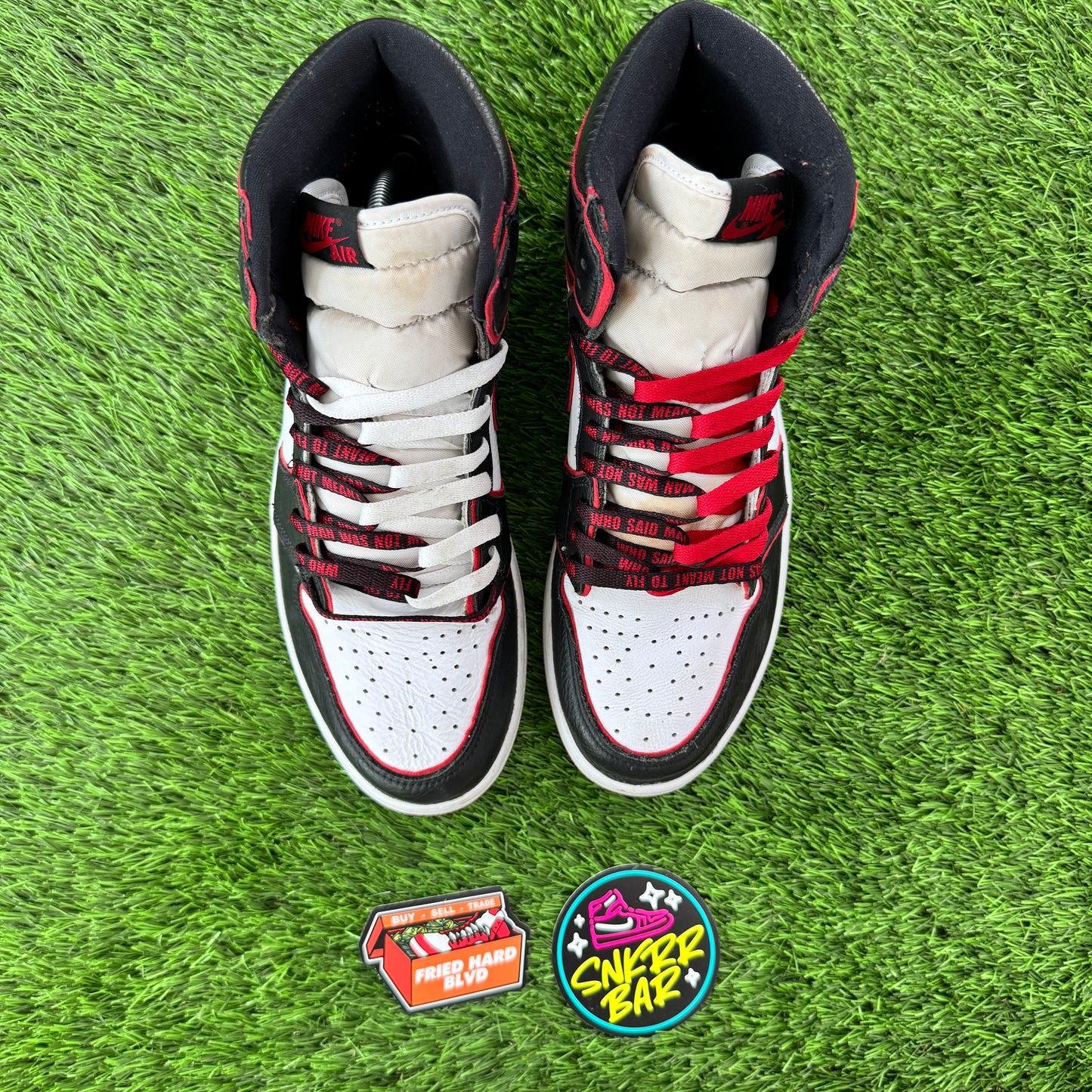 Jordan 1 Retro High Bloodline