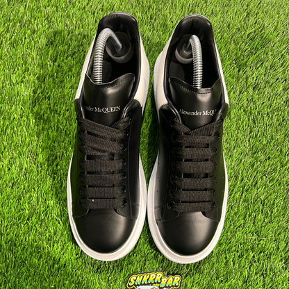 Alexander McQueen Oversized Black White SIZE 8M/9.5W