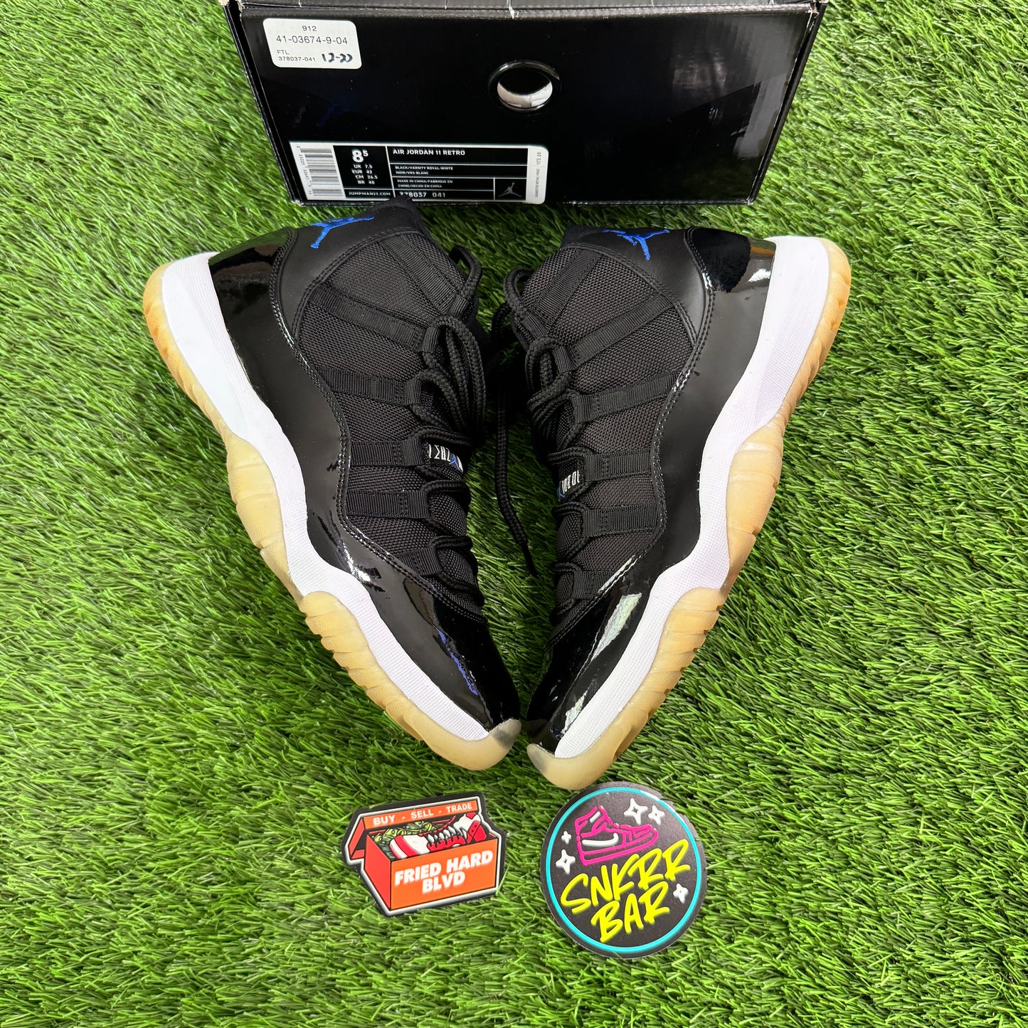 Jordan 11 Retro Space Jam (2009)