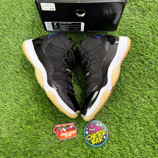 Jordan 11 Retro Space Jam (2009)