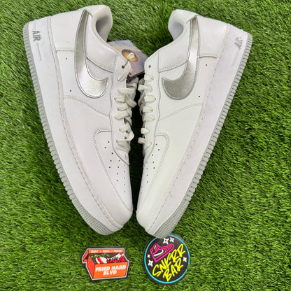 Air Force 1 Low Colour of the Month 'Metallic Silver'