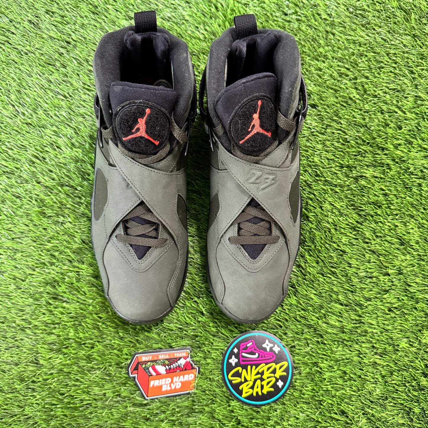 Jordan 8 Retro Take Flight Undefeated