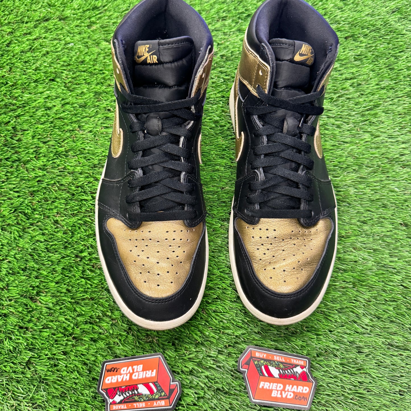 Jordan 1 Retro High OG Black Metallic Gold 12M/13.5W