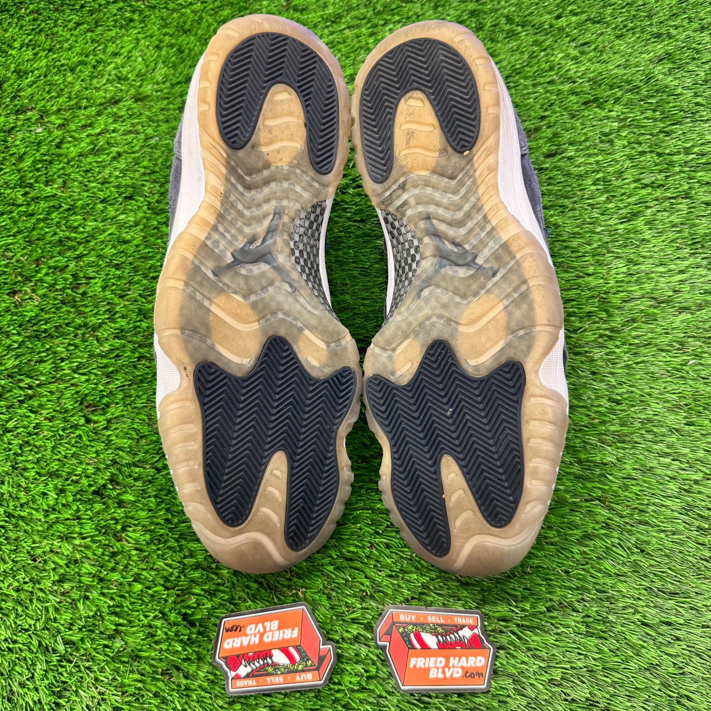 Jordan 11 Retro Low IE Obsidian SIZE 16M/17.5W