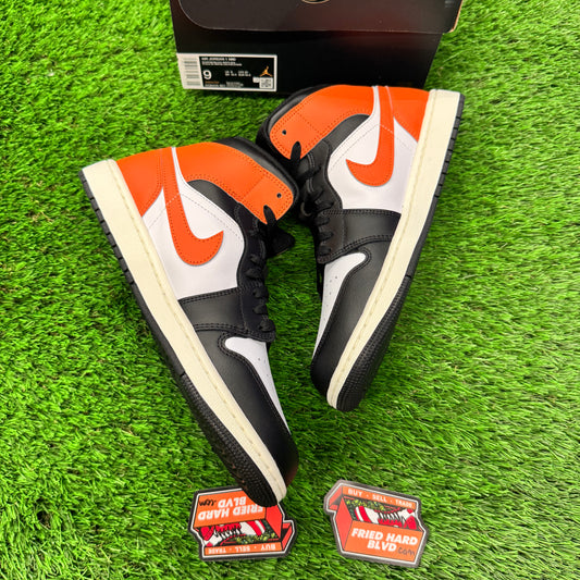 Jordan 1 Mid Black Toe Starfish 9M/10.5W