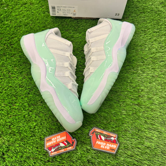 Jordan 11 Retro Low Igloo (Women's) 9M/10.5W