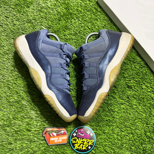 Jordan 11 Retro Low Midnight Navy SIZE 8.5M/10W