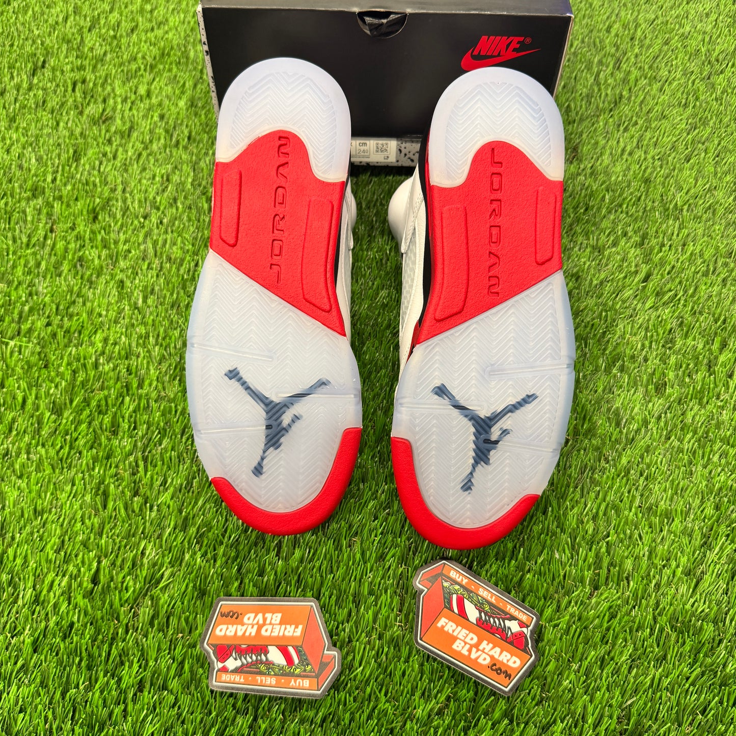 Jordan 5 Retro Fire Red Black Tongue (2025) (GS) 5.5Y/7W