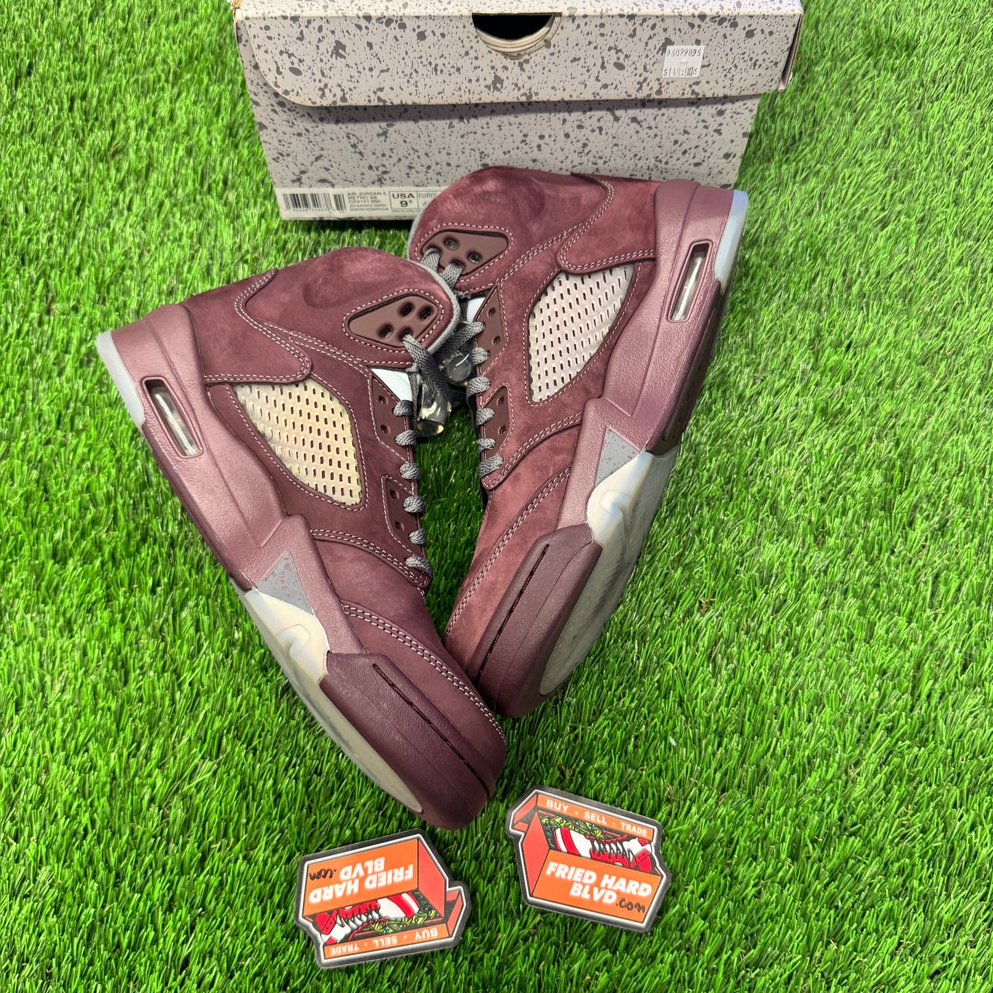 Jordan 5 Retro Burgundy (2023) 9.5M/11W