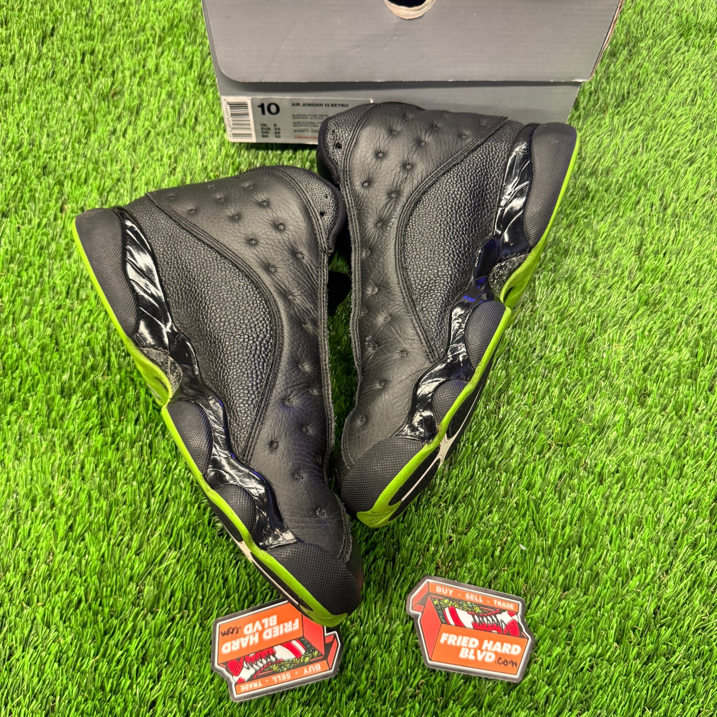 Jordan 13 Retro Altitude (2017) SIZE 10M/11.5W