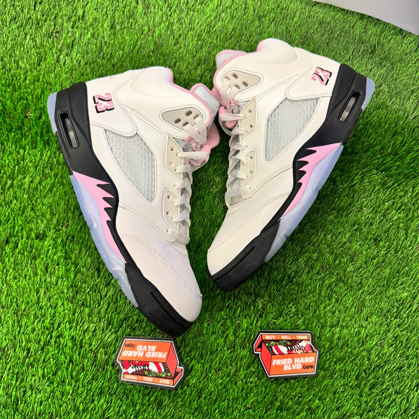 Jordan 5 Retro Medium Soft Pink SIZE 9.5M/11W