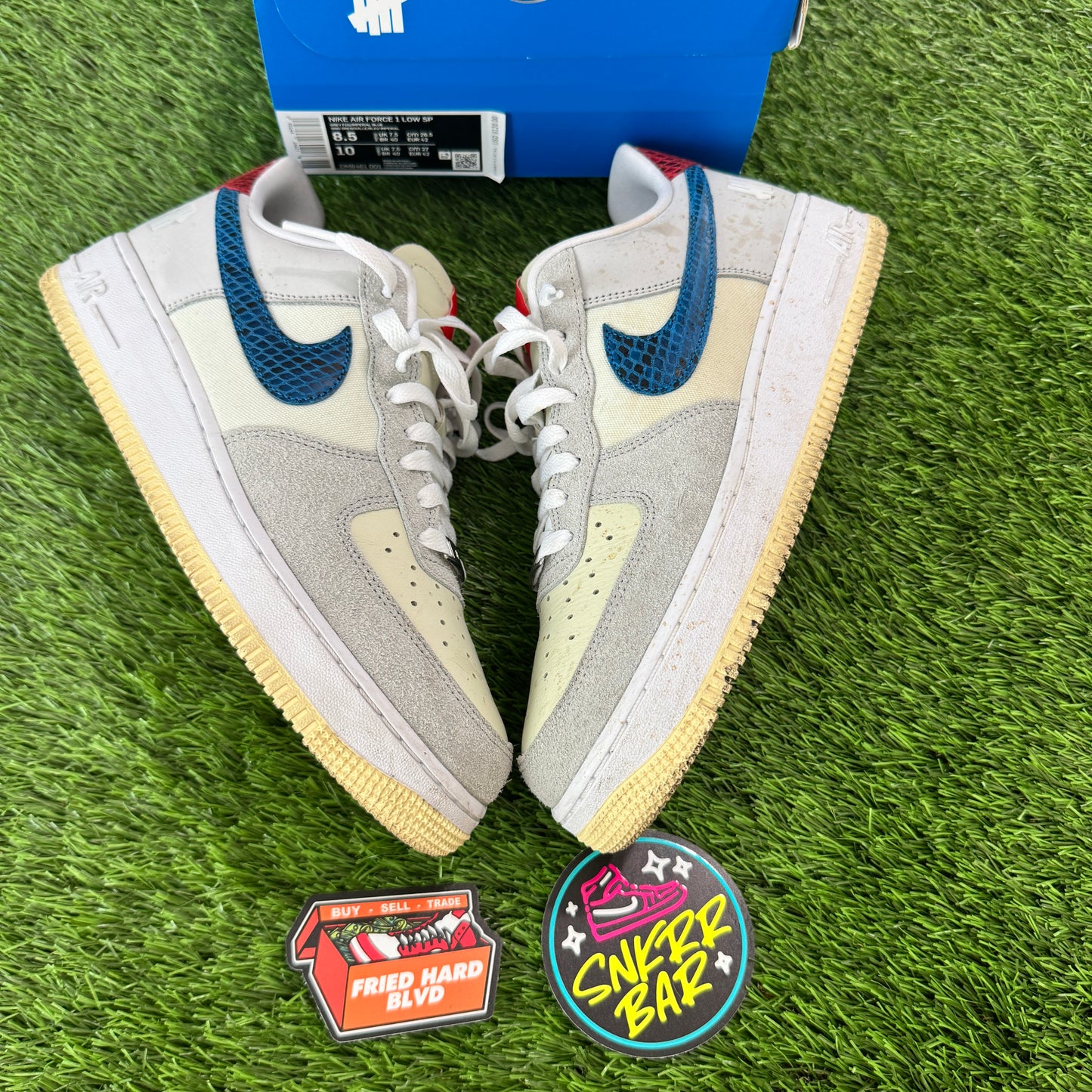 Air Force 1 Low SP Undefeated 5 On It Dunk vs. AF1 SIZE 8.5M/10W