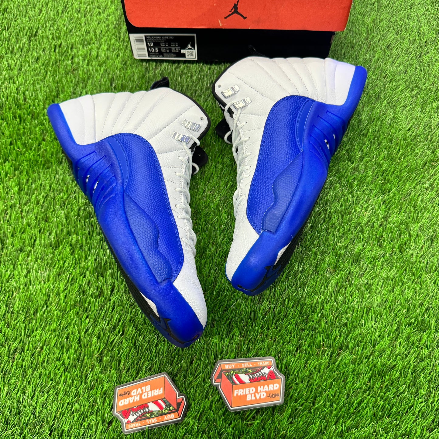 Jordan 12 Retro Blueberry SIZE 12M/13.5W