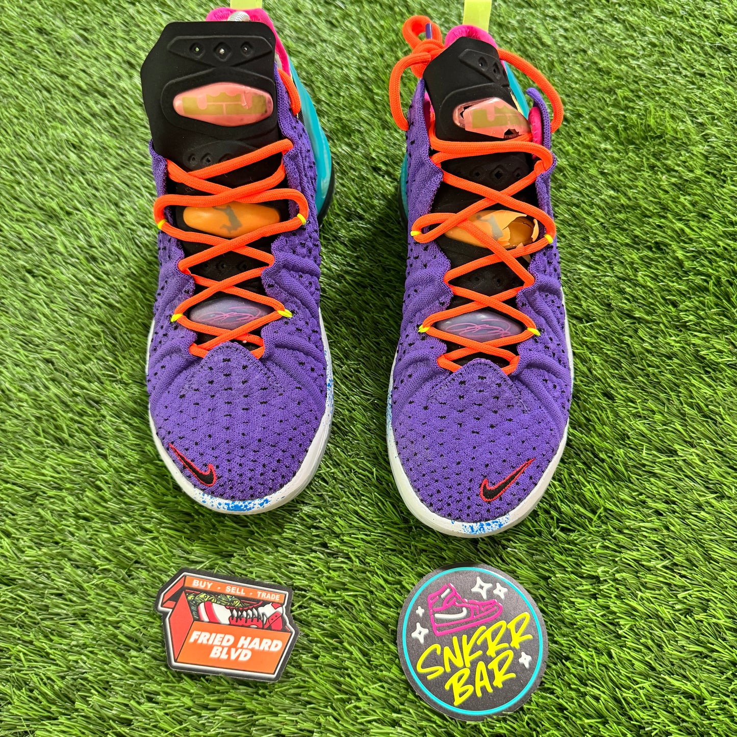Nike LeBron 18 Best 10–18 Psychic Purple