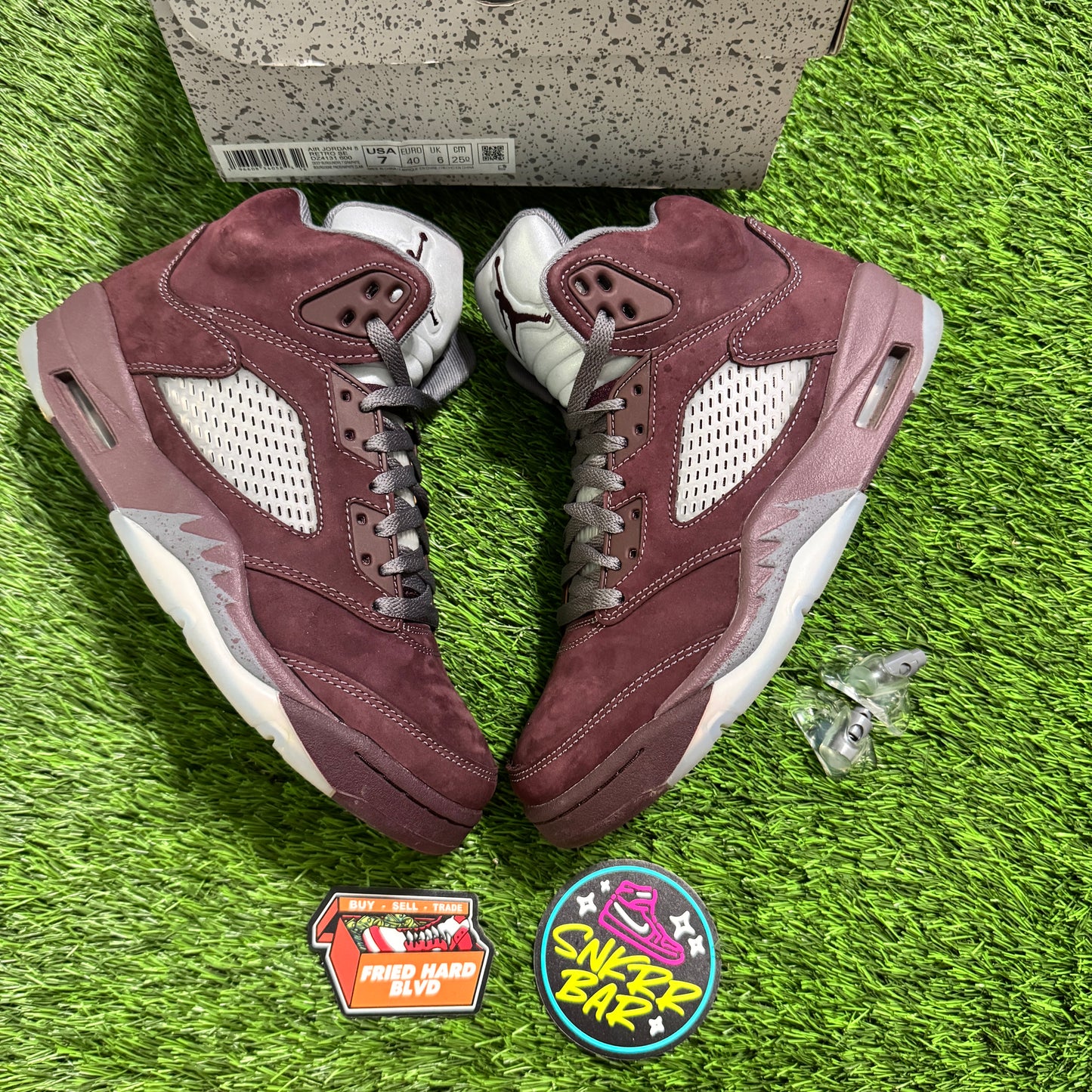 Jordan 5 Retro Burgundy (2023)
