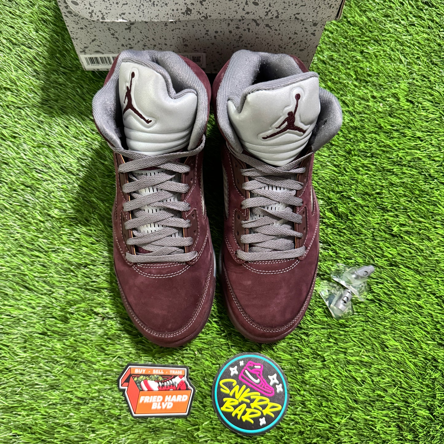 Jordan 5 Retro Burgundy (2023)