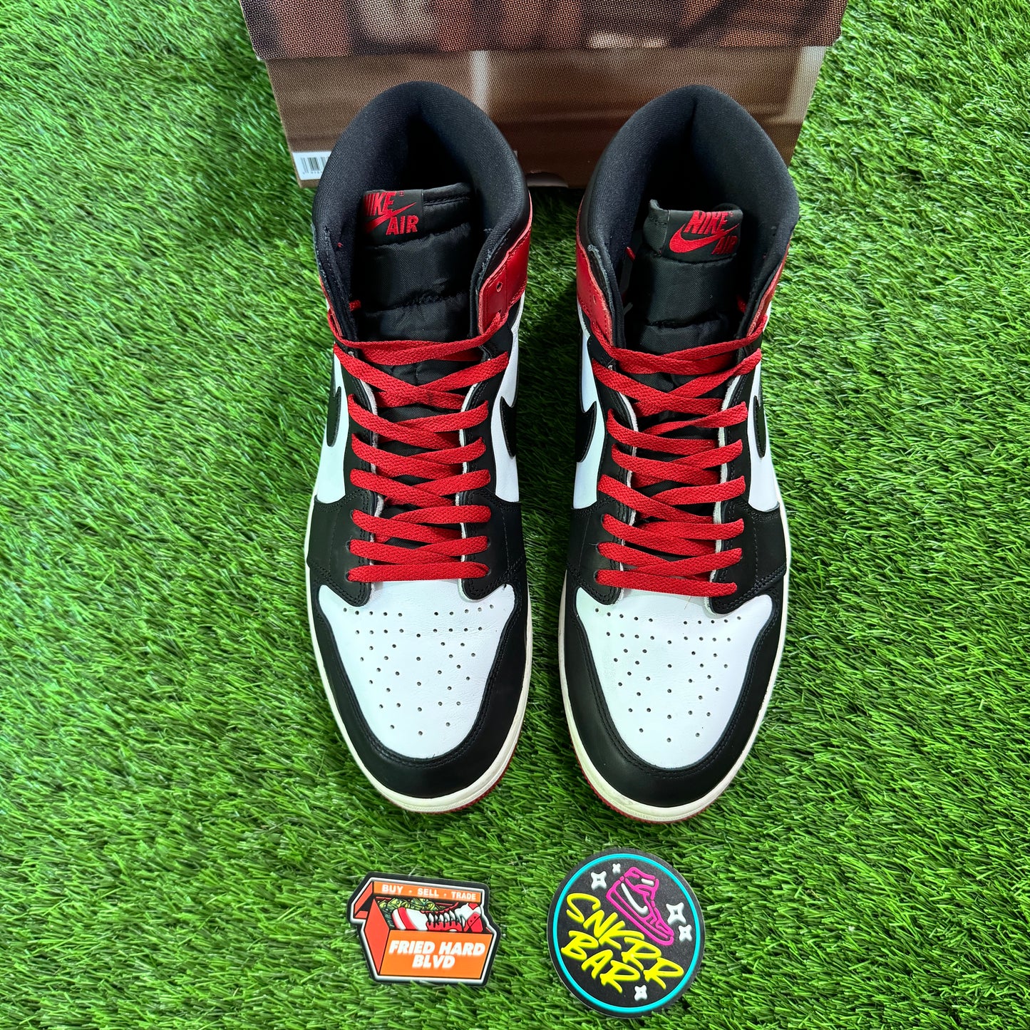 Jordan 1 Retro High OG Black Toe Reimagined SIZE 15M/16.5W