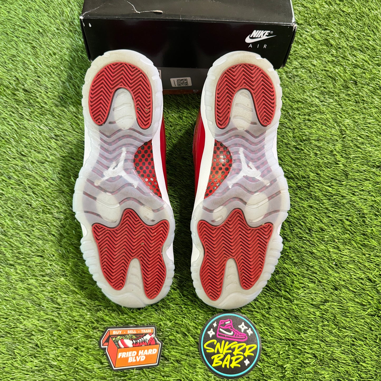 Jordan 11 Retro Cherry (2022)