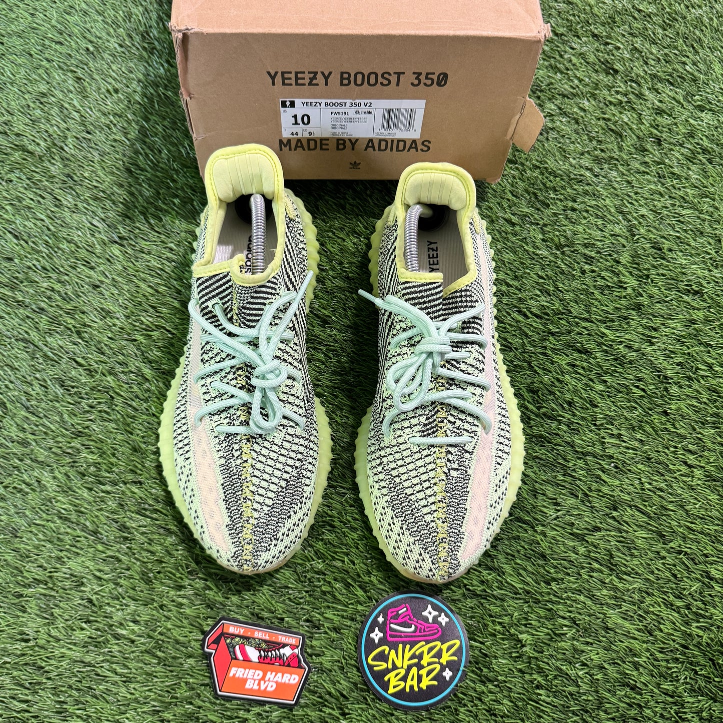 adidas Yeezy Boost 350 V2 Yeezreel