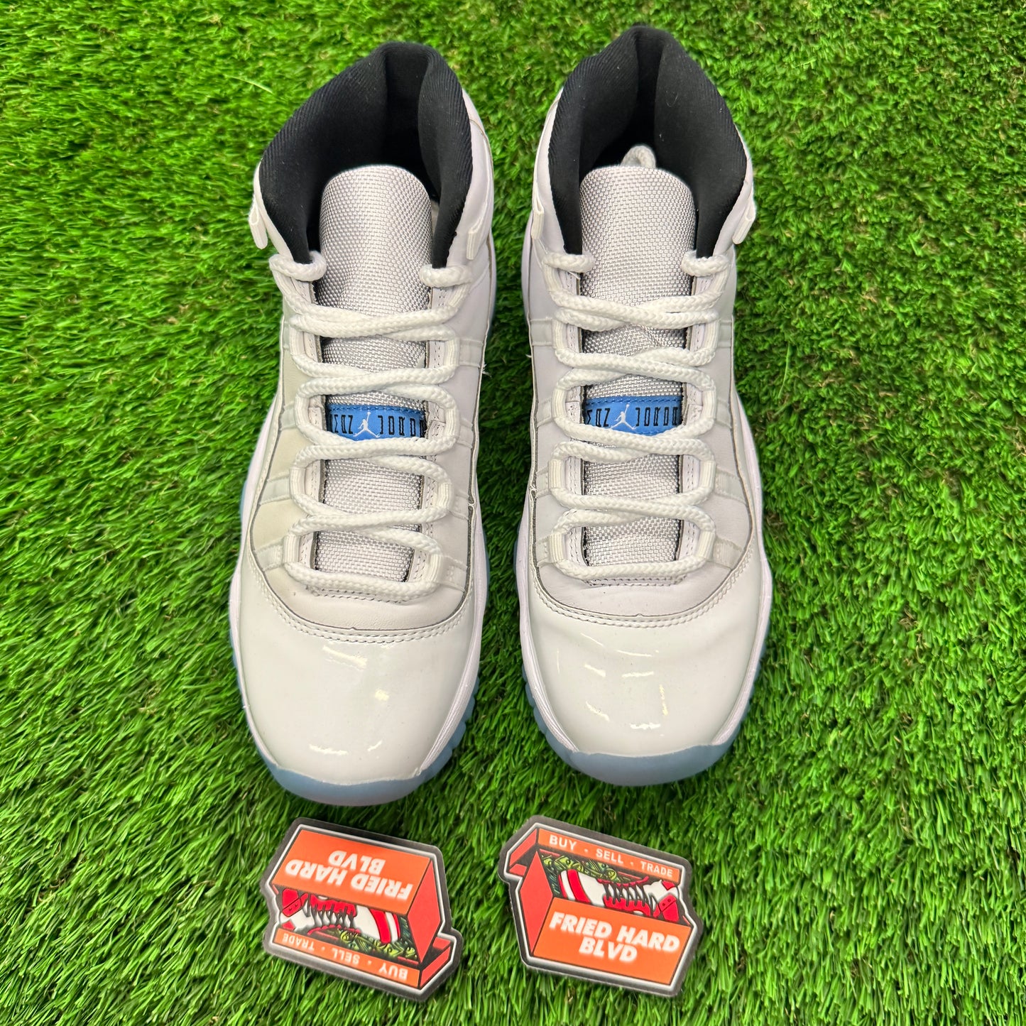Jordan 11 Retro Legend Blue (2024) (GS) 7Y/8.5W