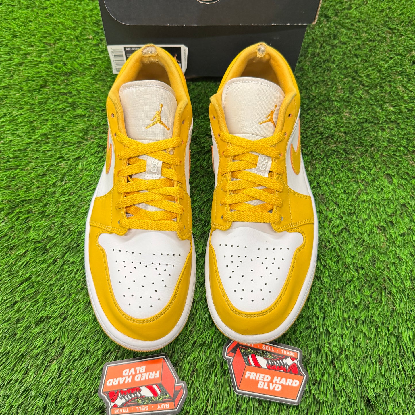 Jordan 1 Low Pollen 10.5M/12W