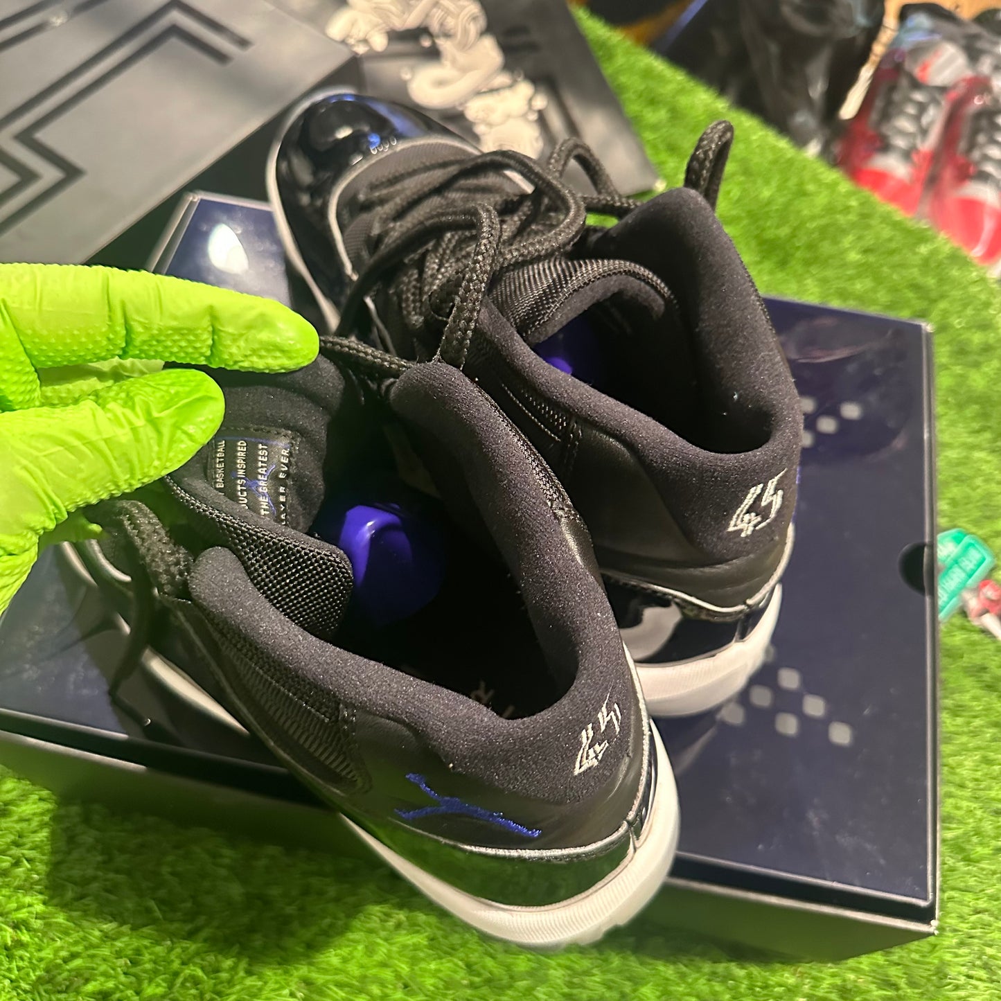 Air Jordan 11 Space Jam