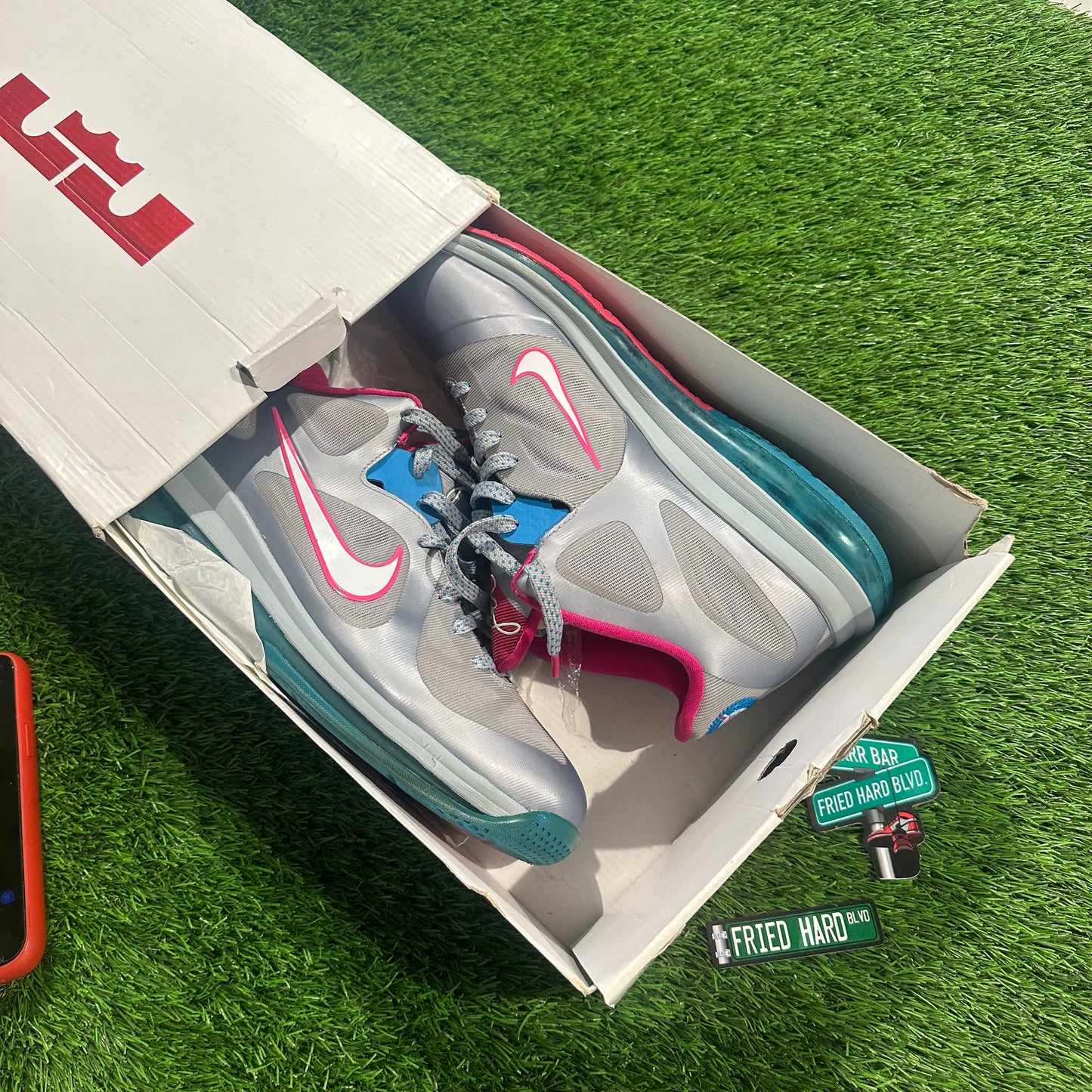 LeBron 9 Low 'Fireberry'