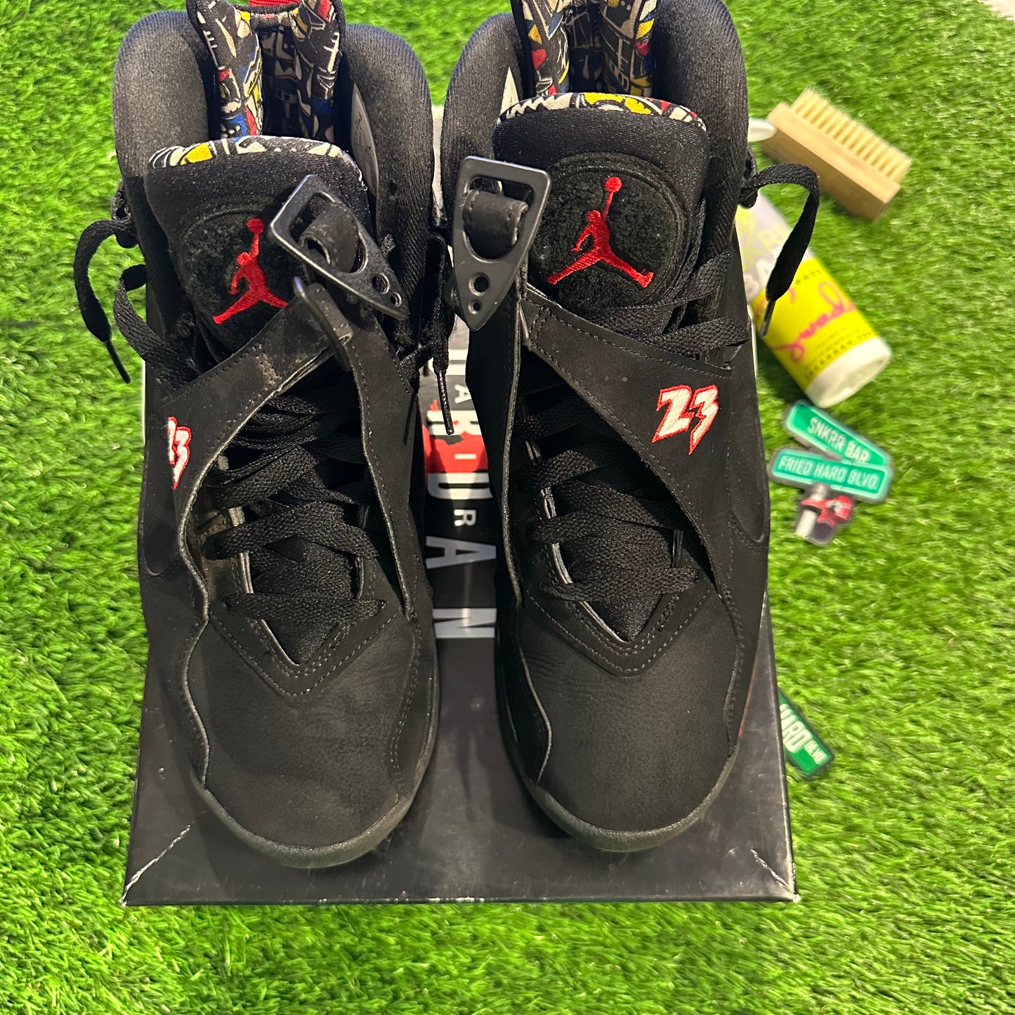 Jordan 8 Retro Playoffs (2023)
