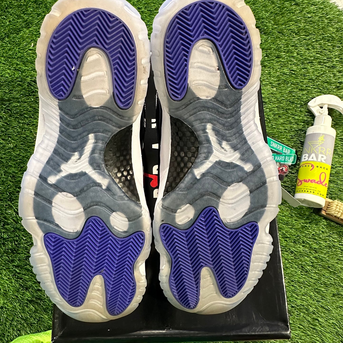 Air Jordan 11 Retro Concord (2018)