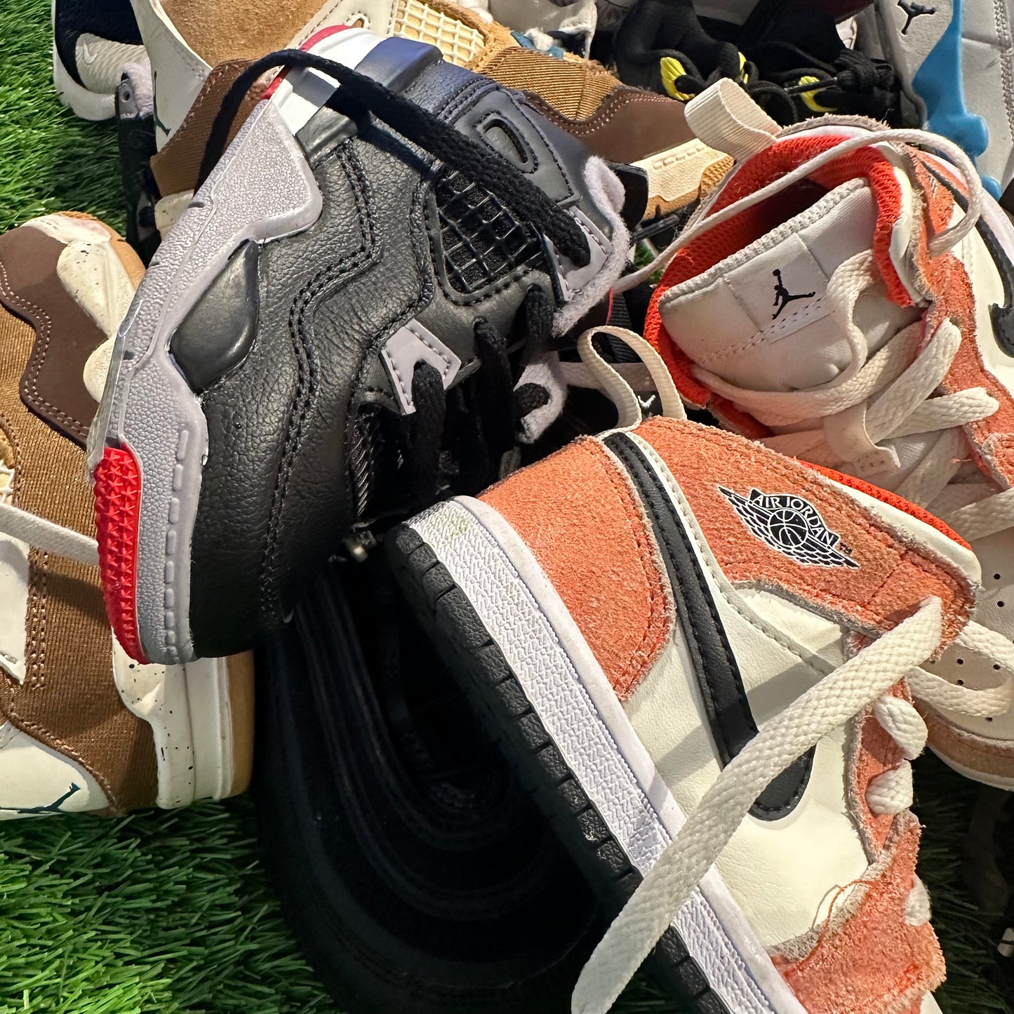 17 PAIR KID CARE PACKAGE(5c-10c)