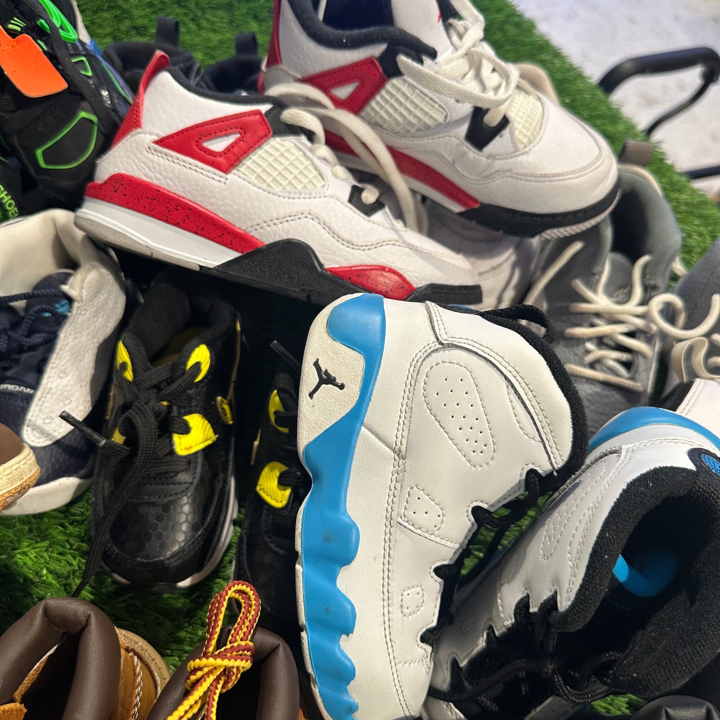 17 PAIR KID CARE PACKAGE(5c-10c)