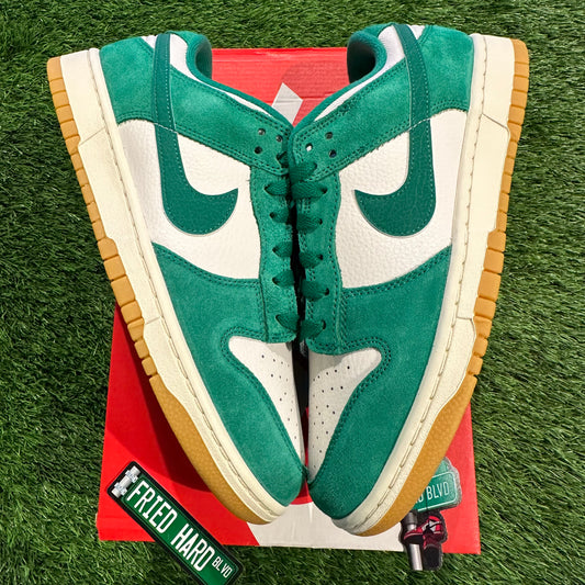 Nike Dunk Low “Malachite Gum”