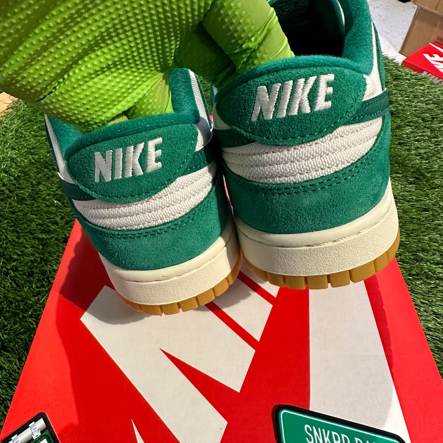 Nike Dunk Low “Malachite Gum”