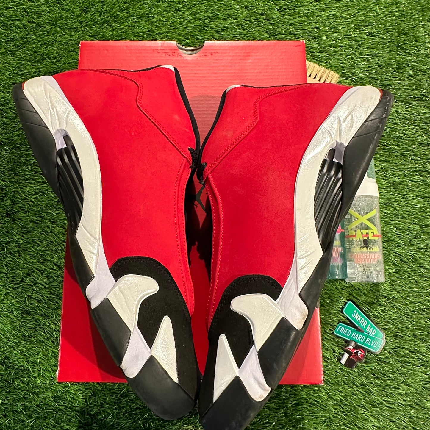 Air Jordan 14 Retro 'Gym Red'