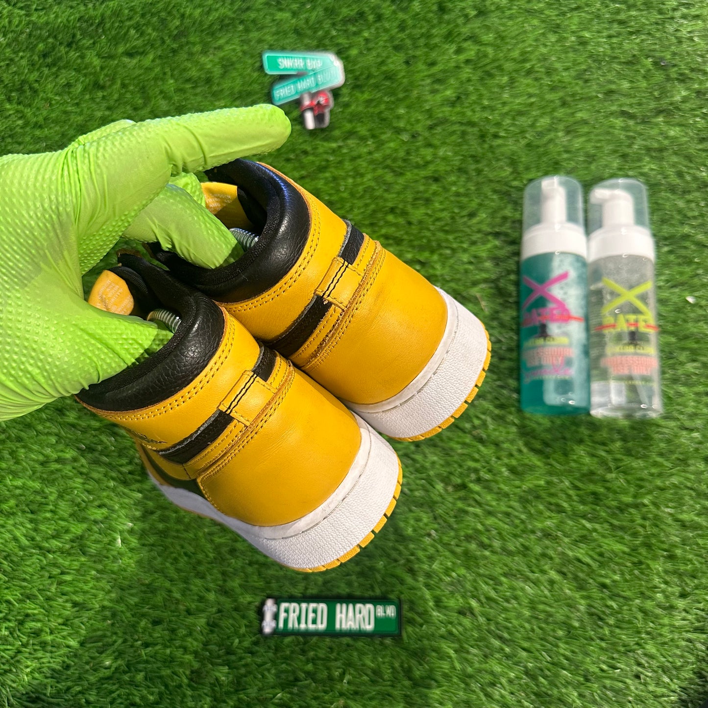 Jordan 1 Retro High OG Pollen (GS)