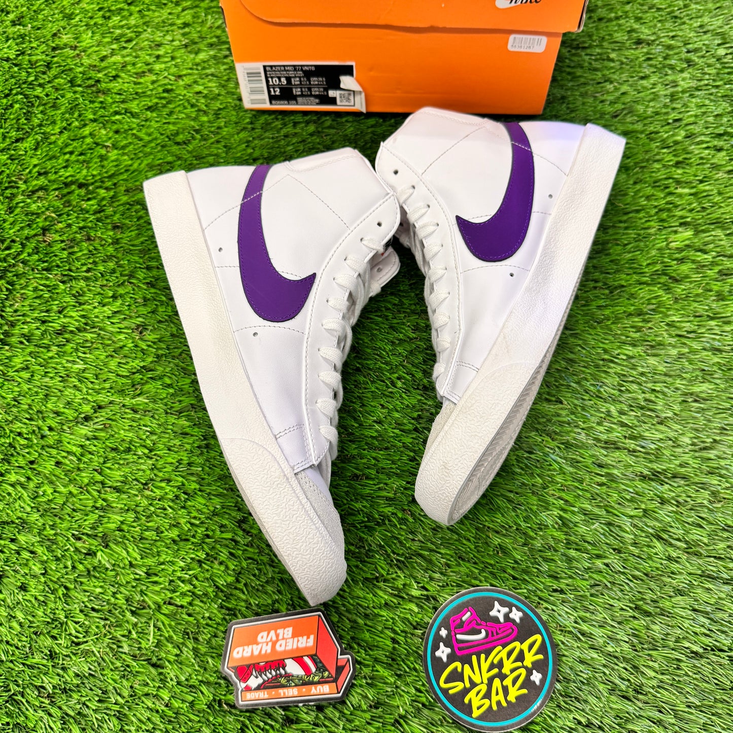 Nike Blazer Mid 77 Vintage White Voltage Purple 10.5M/12W