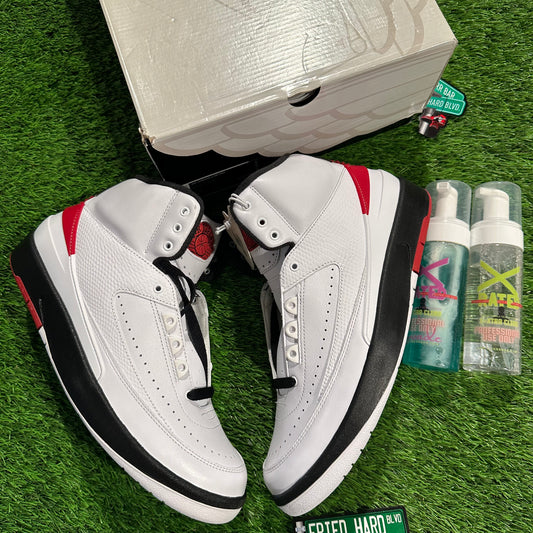 Jordan 2 Retro OG Chicago (2022)