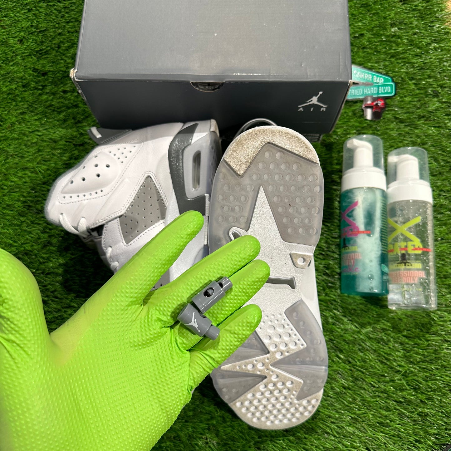 Jordan 6 Retro Cool Grey