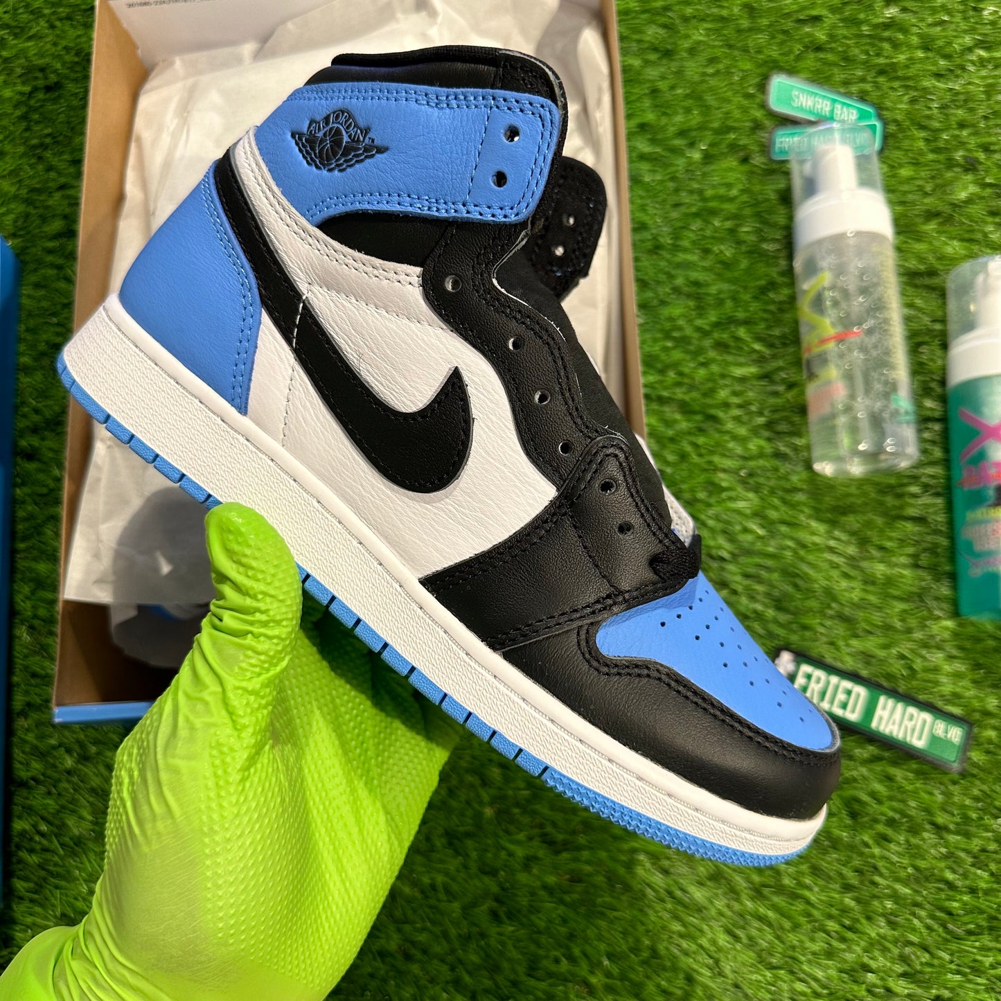Jordan 1 Retro High OG UNC Toe (GS)