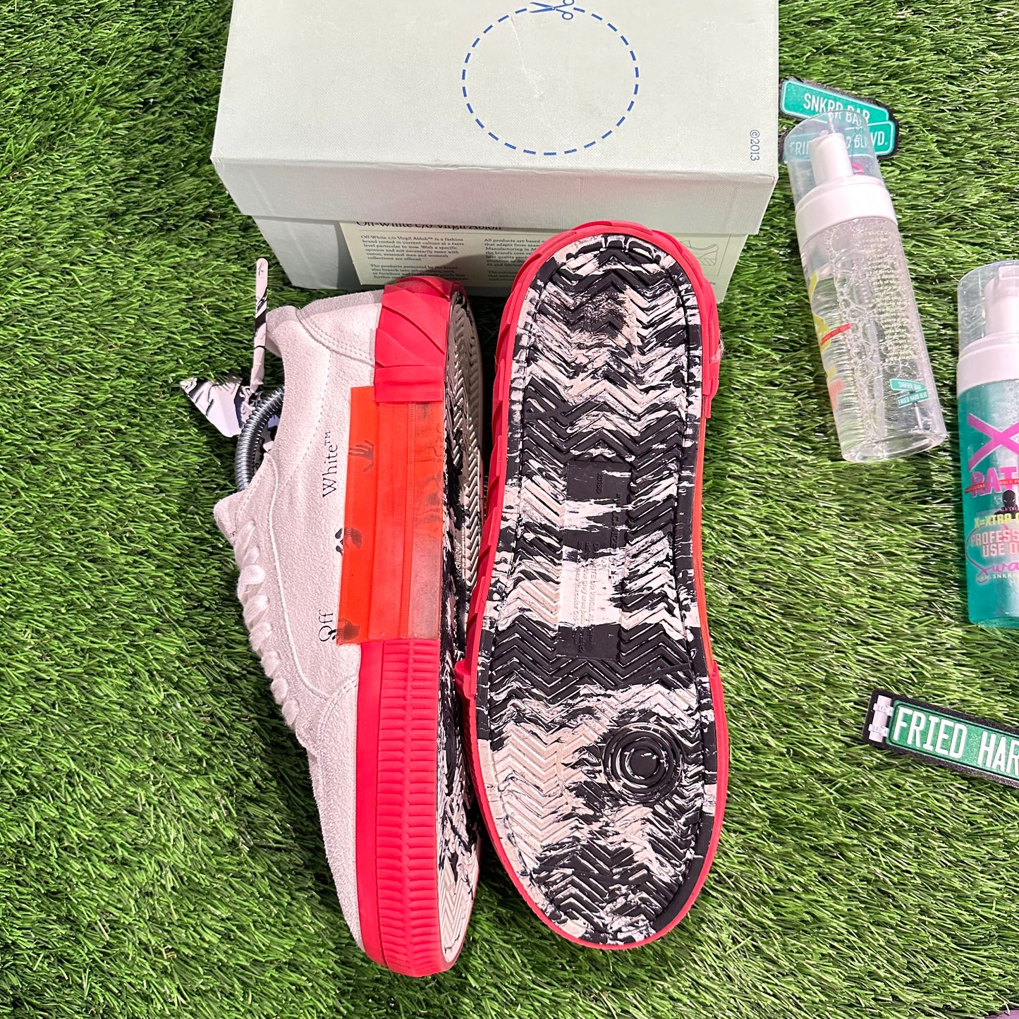 Off-White Low Vulc White Red AW20