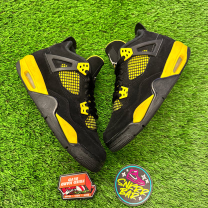 Jordan 4 Retro Thunder (2023) (GS) 7Y/8.5W