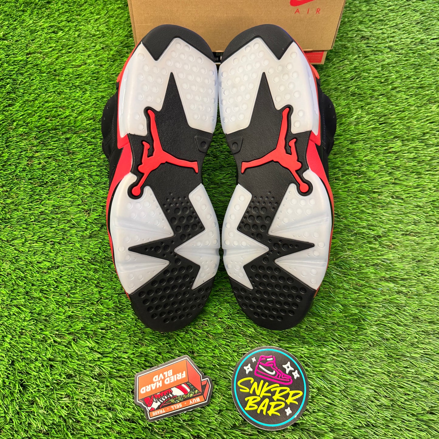 Jordan 6 Retro Infrared Salesman 9.5M/11W