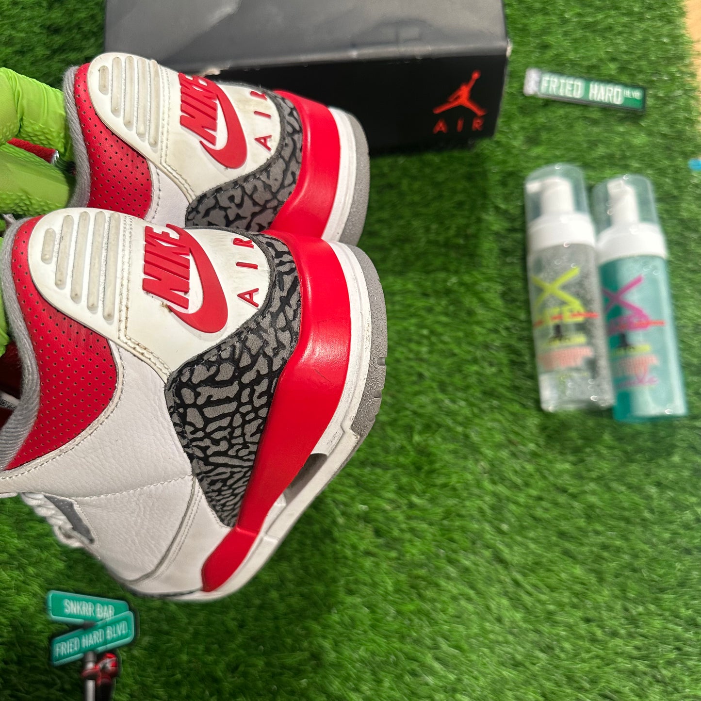 Jordan 3 Retro Fire Red (2022)