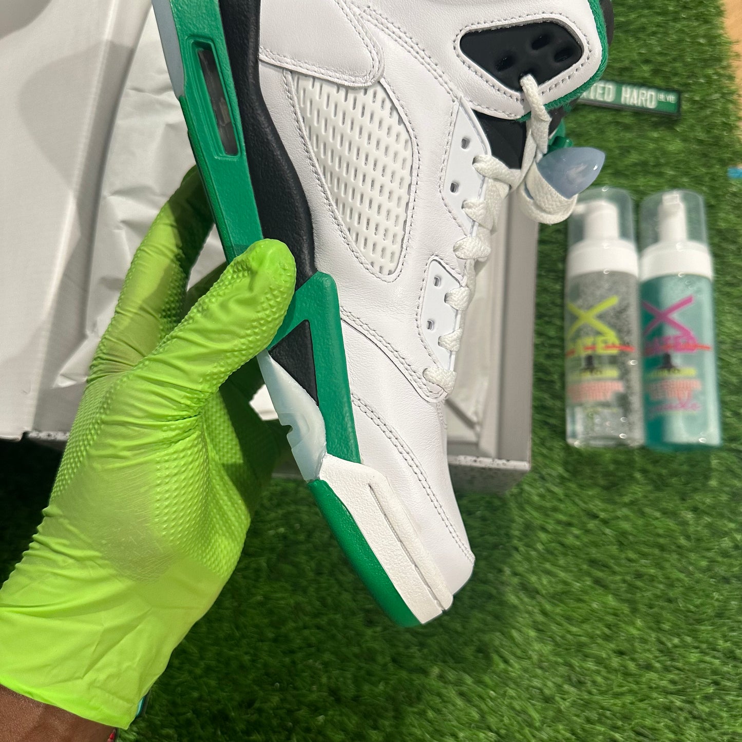 Jordan 5 Retro Lucky Green (Women's)