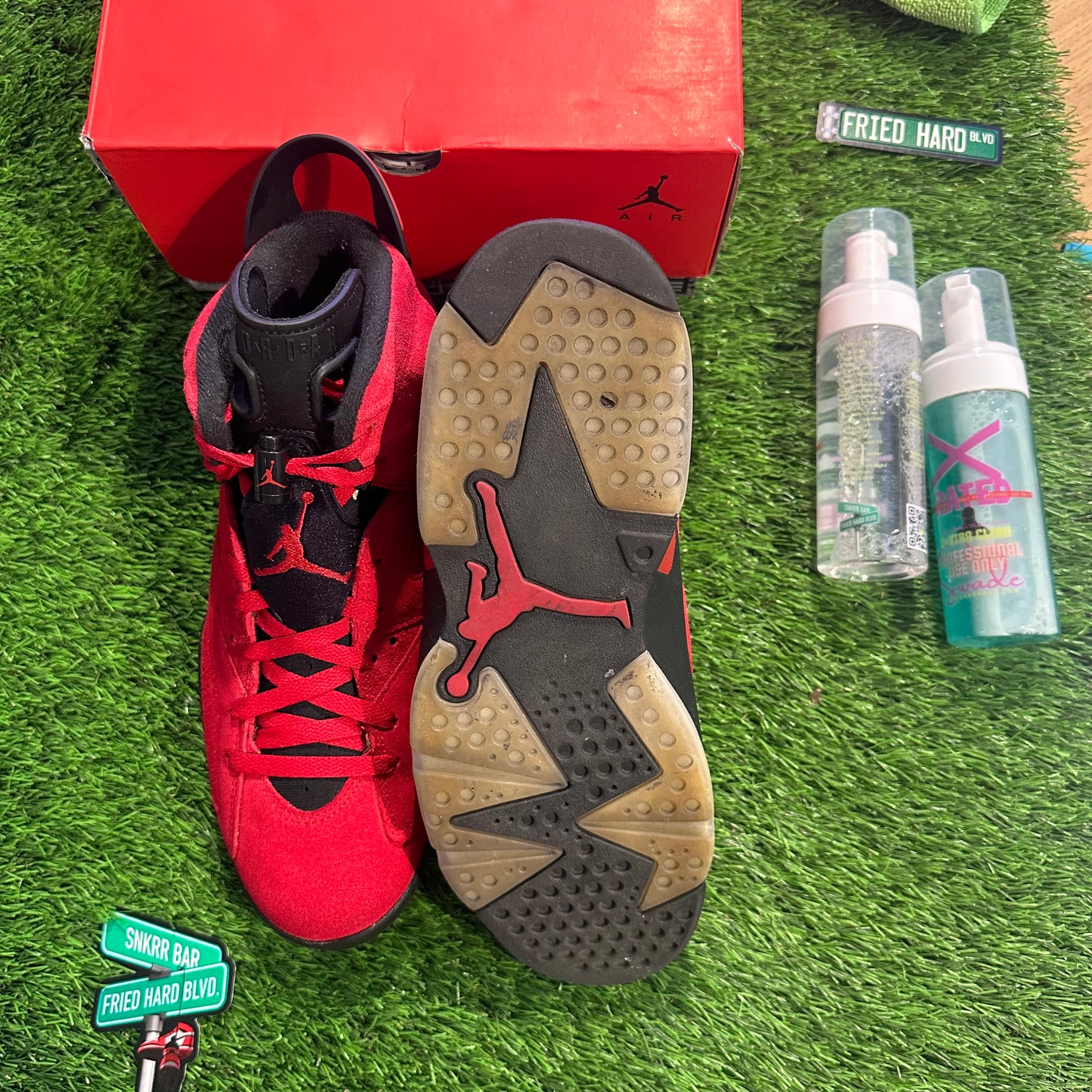 Jordan 6 Retro Toro Bravo