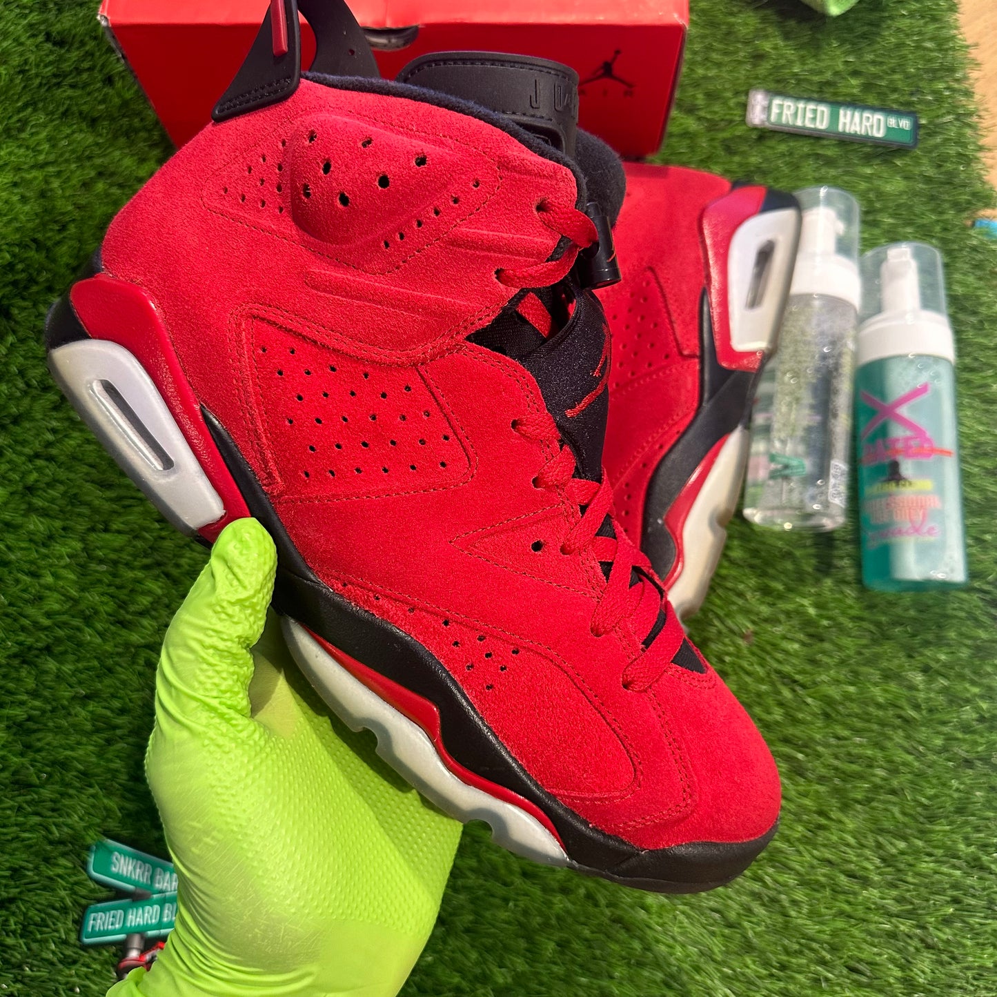 Jordan 6 Retro Toro Bravo