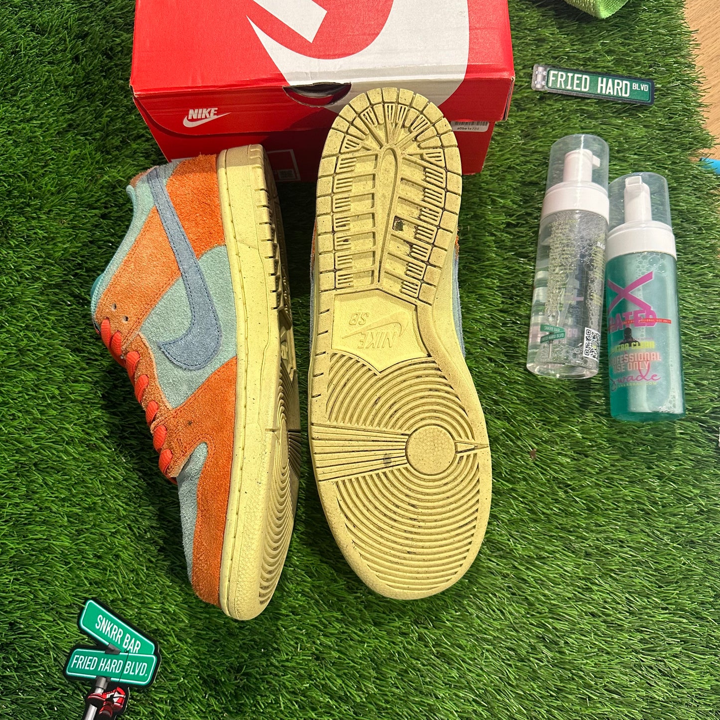 Nike SB Dunk Low Orange Emerald Rise
